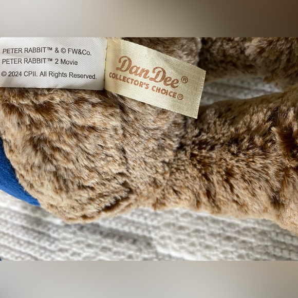 Peter Rabbit Plush - Picture 10 of 11